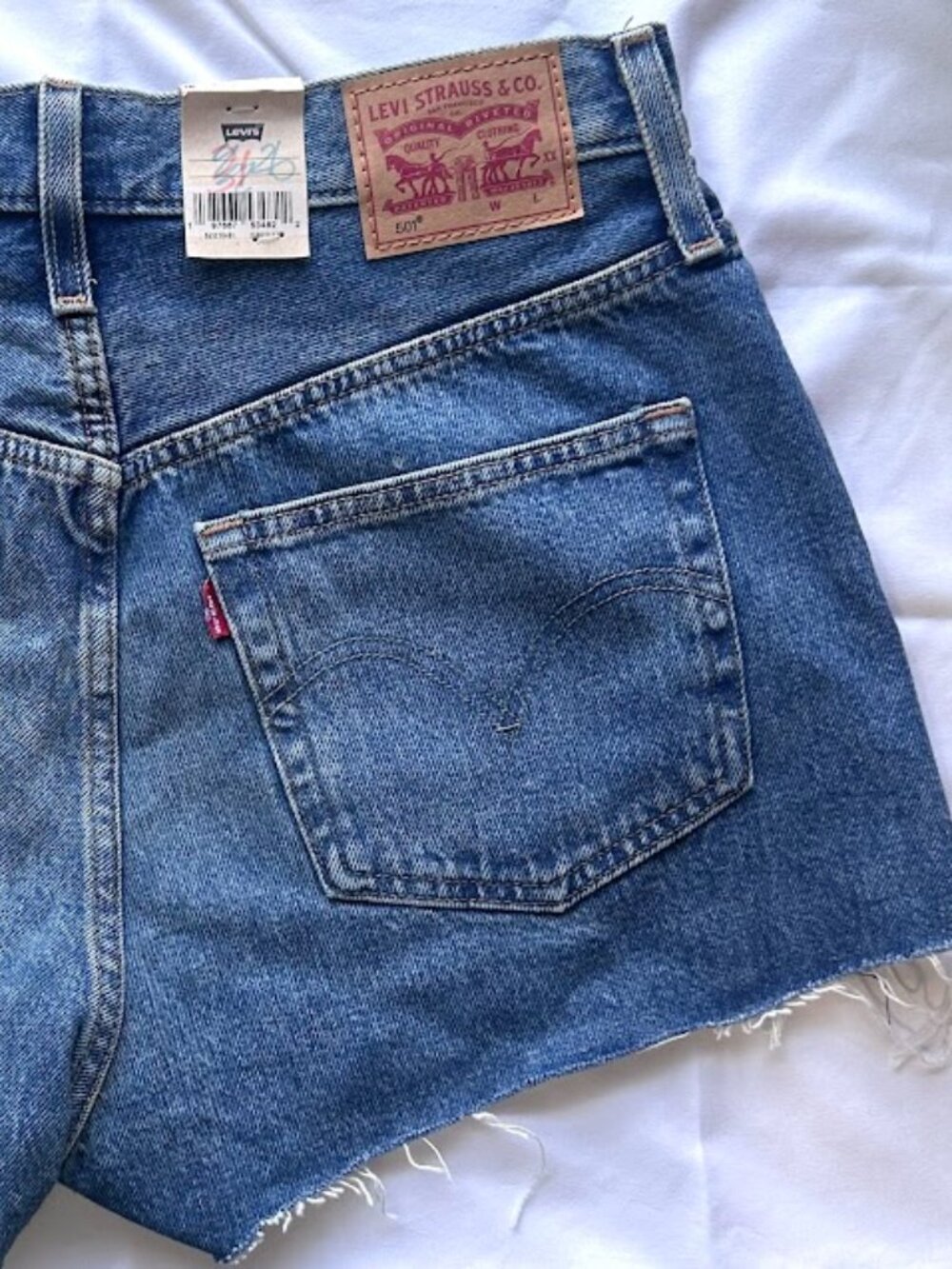 Levi’s 501 Cut Off Shorts Size 31 Distressed High Rise NWT